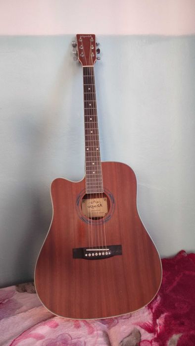 гитара акустическая