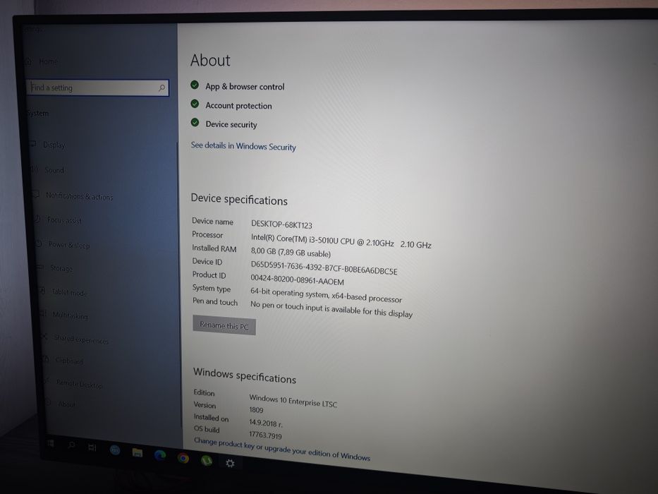 Intel NUC i3 gen 5 SSD Wi-fi Bluetooth 8GB RAM