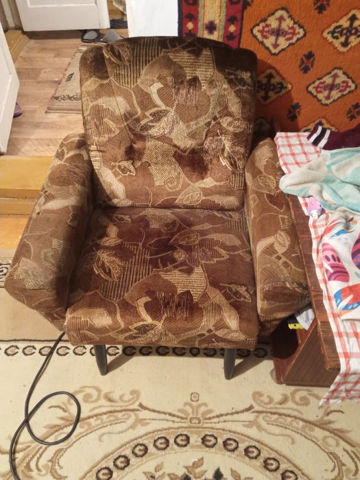 Продам кресло немецкое