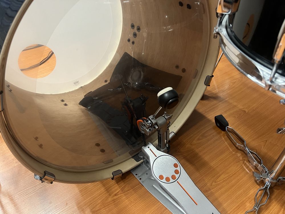 Продам барабанную установку Pearl Export с тарелками Sabian SBR