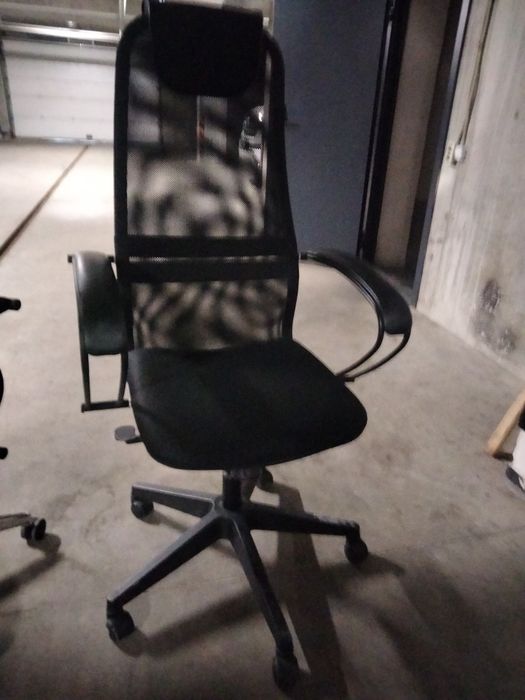 Стулья почти новый