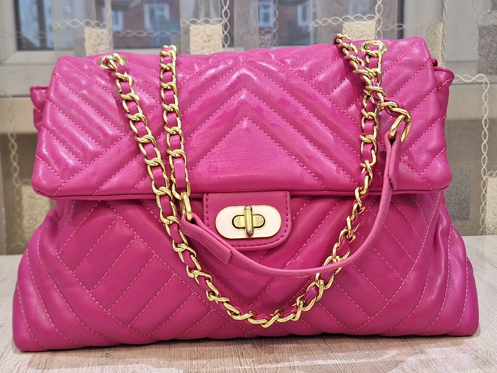 Женская сумка розовая