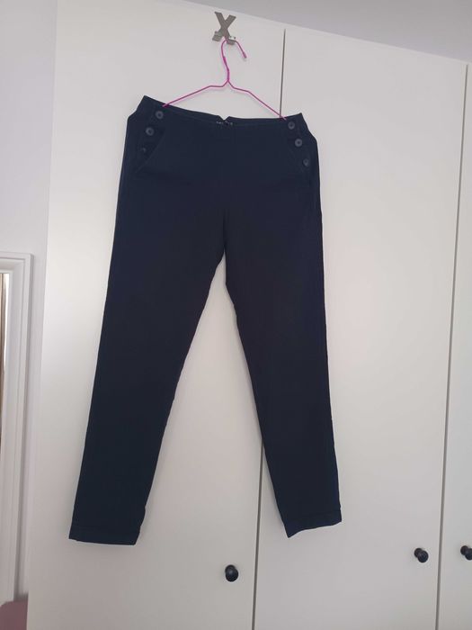 Pantaloni de dama Dika