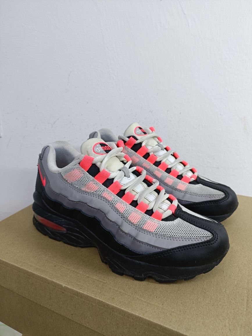 Nike Air Max 95 номер 37.5