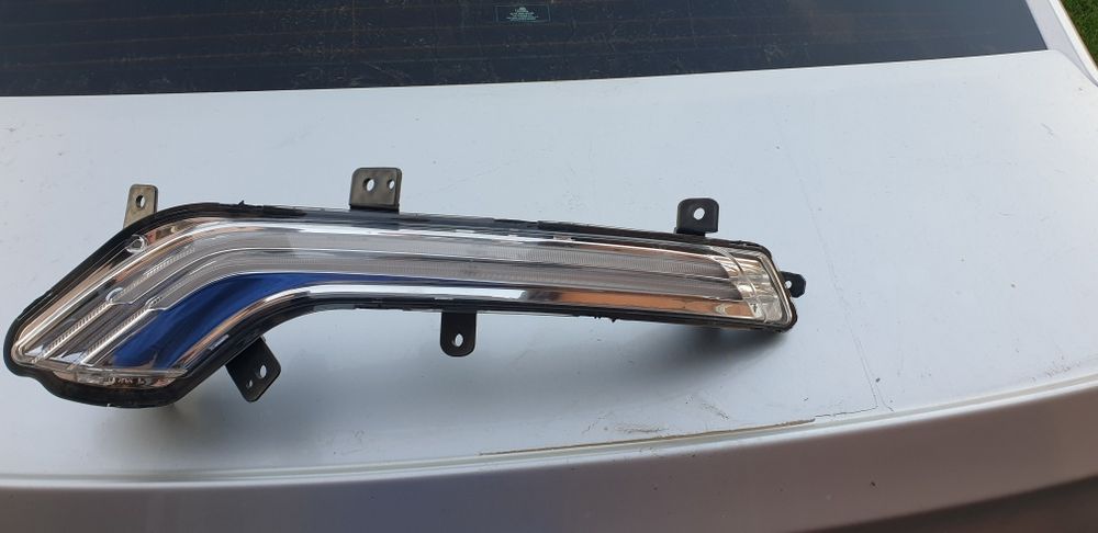 Lumini de zi Peugeot 508 stanga