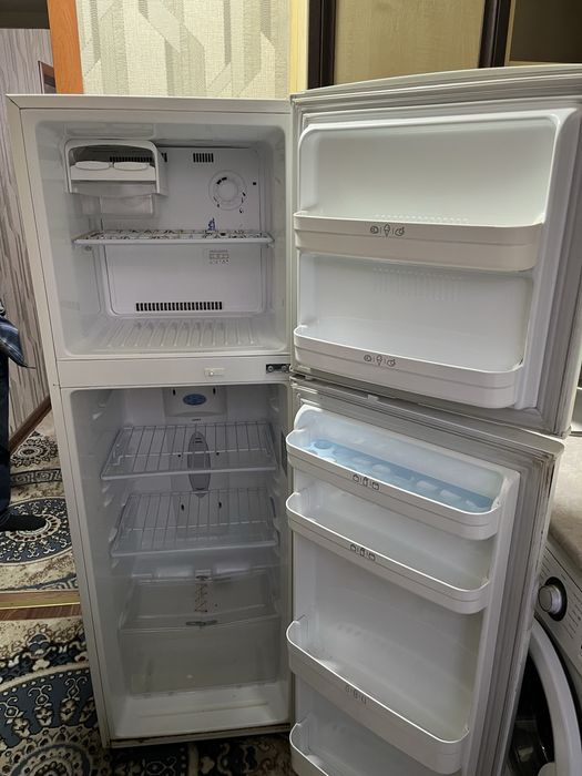 Продается холодильник