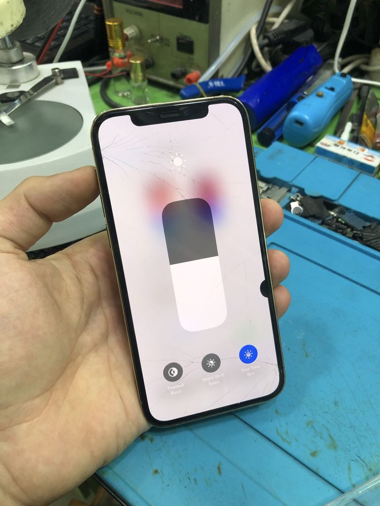 Iphone 12 pro karopka dakment