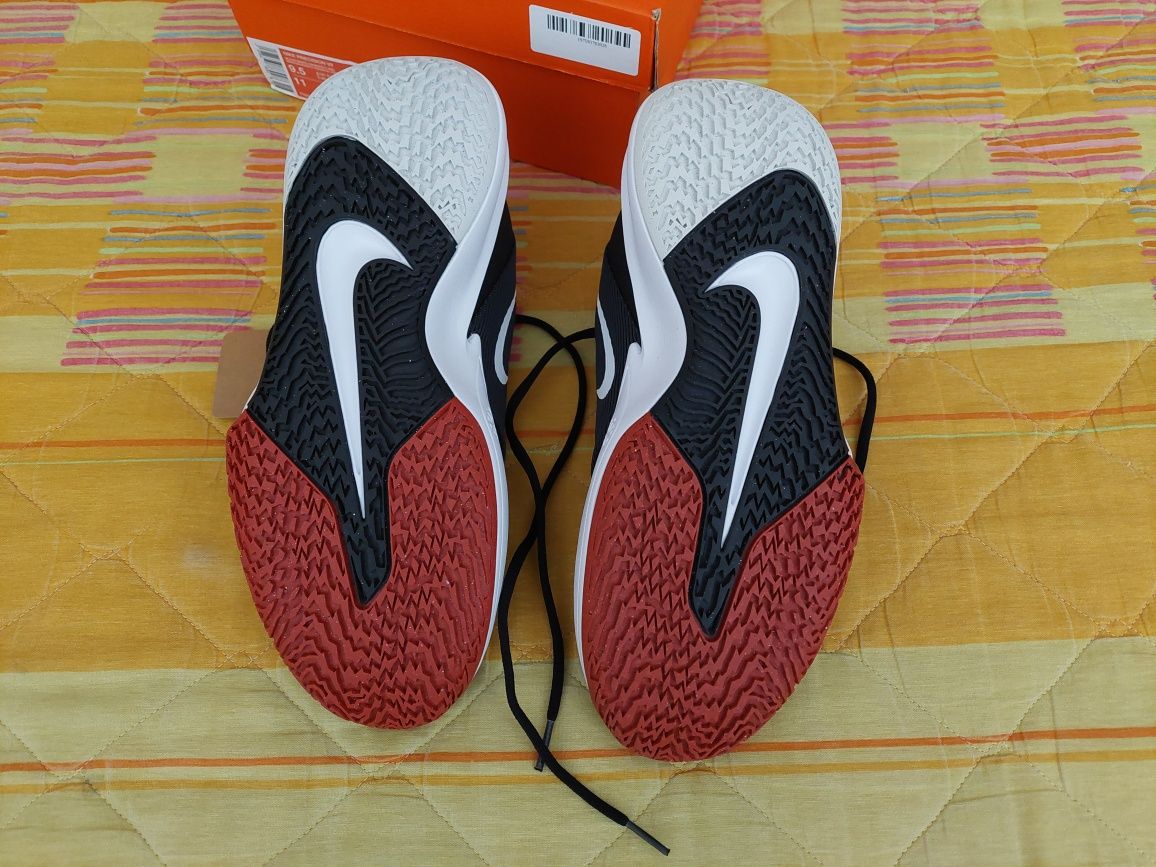 Маратонки Nike Precision 7