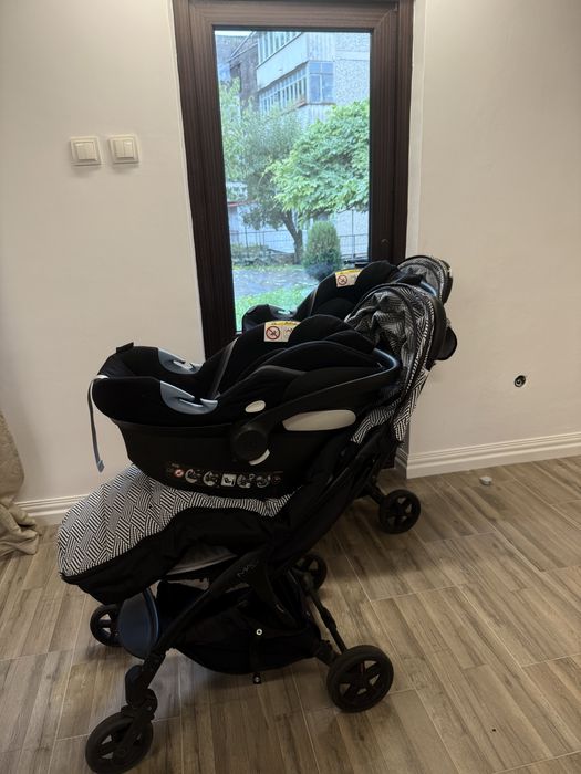 Set complet Gemeni format din carucior Mast3 si scoica Cybex