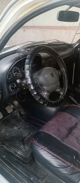 Volga gaz 3110 сотилади