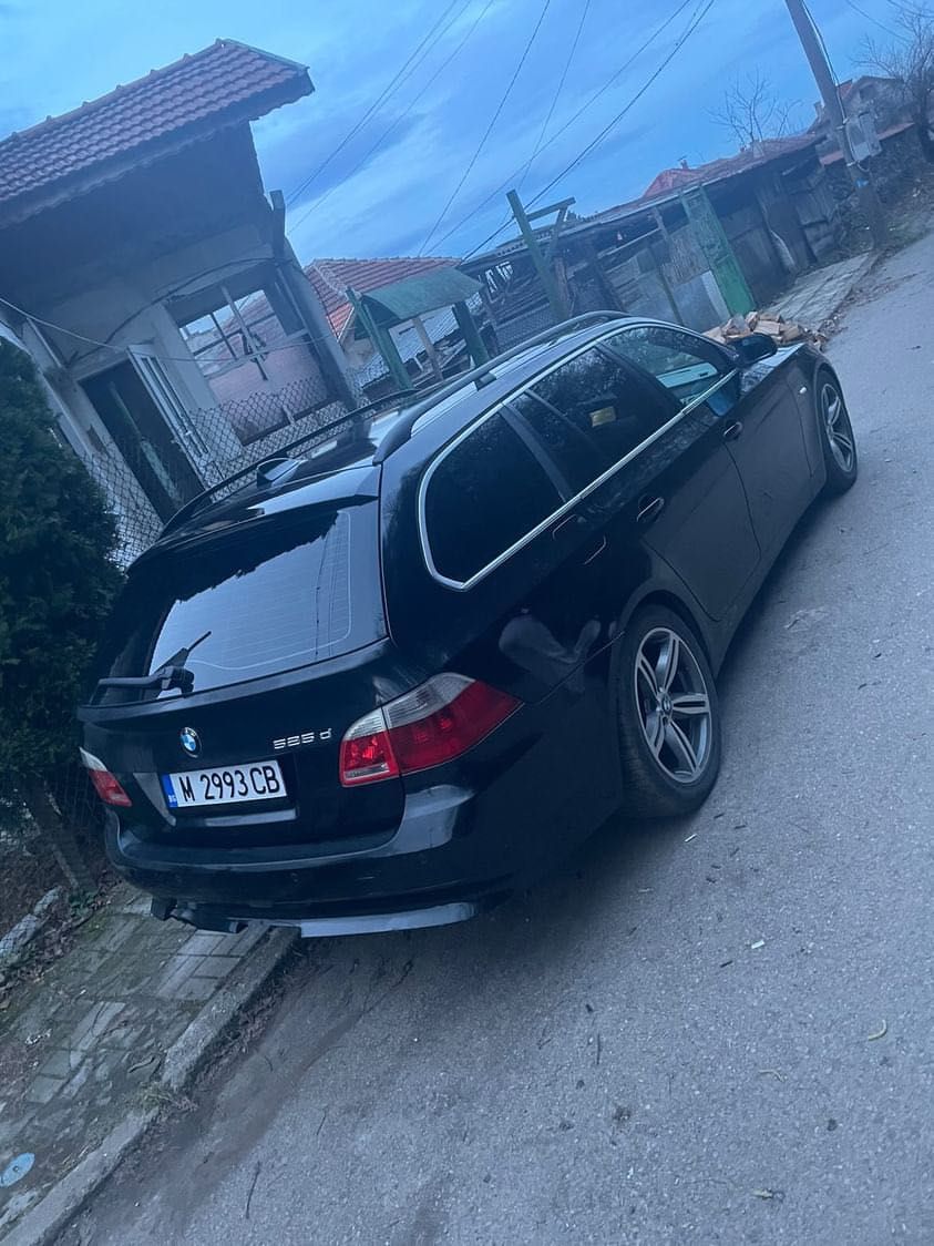 BMW e61 525d 177кс 2006г (след лек удар)