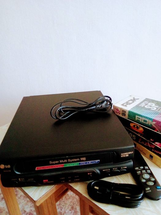 Продам видио магнитофон ЛЖ