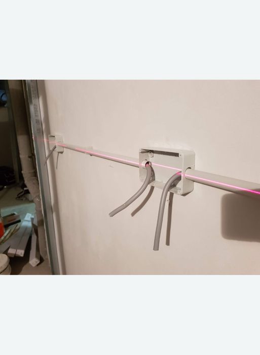 Electrician-instalatii electrice