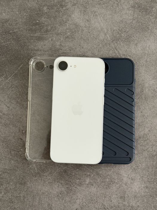 iPhone 16e 128GB Alb | Liber de retea | 100% baterie
