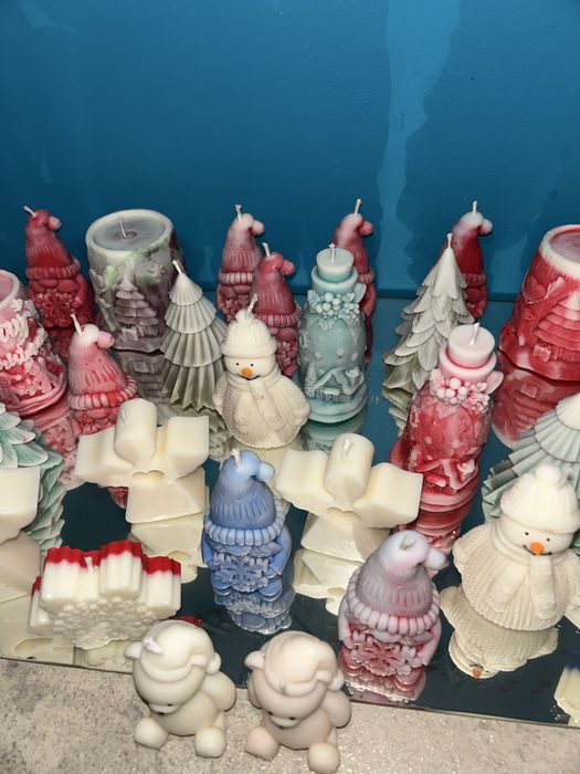 Lumanari parfumate din ceara de soia cu tematica de Craciun