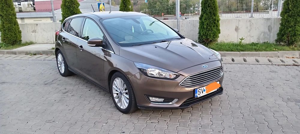 Ford Focus Stare foarte buna, culoare deosebita, jante aliaj, GPS din fabricatie.
