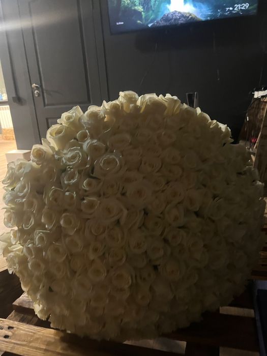 201роза свежий. 40тысячь. Район жетысуский