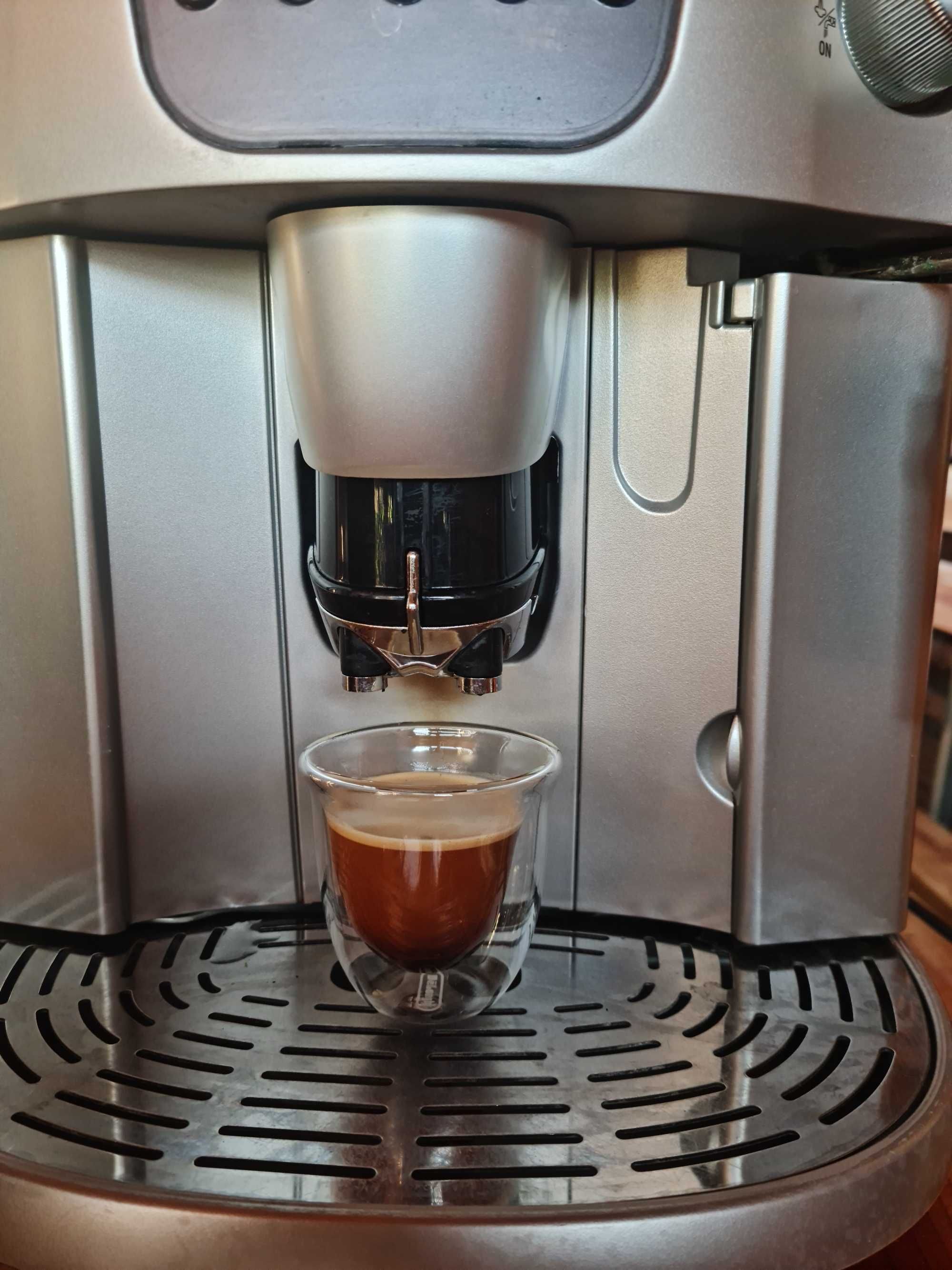 DeLonghi Magnifica espressor automat cafea