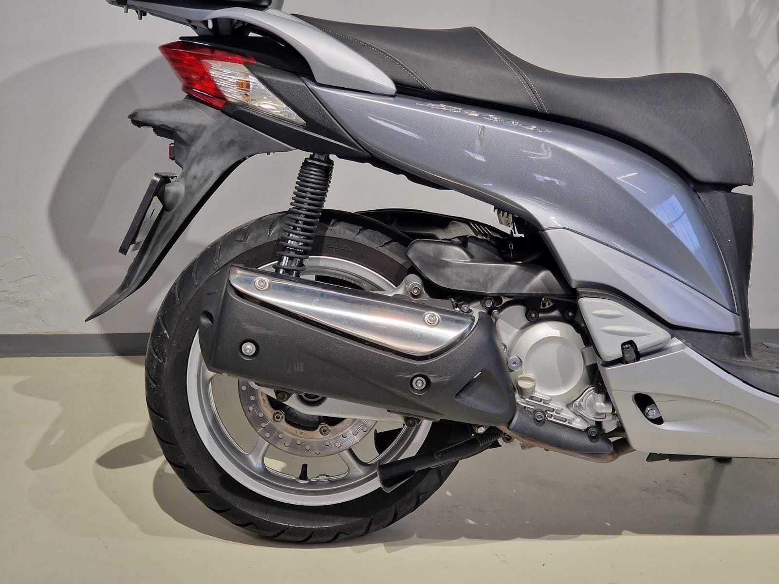 Scuter Honda SH300i