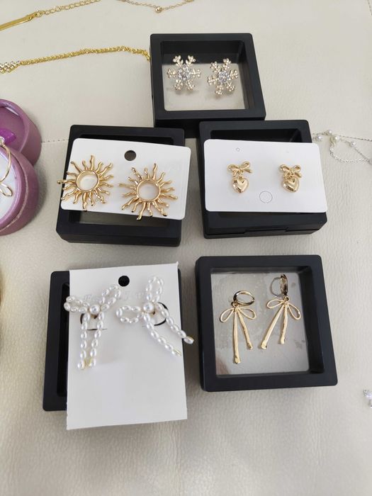 Cercei inimă model Gold din oțel inoxidabil, eleganți și rezistenți