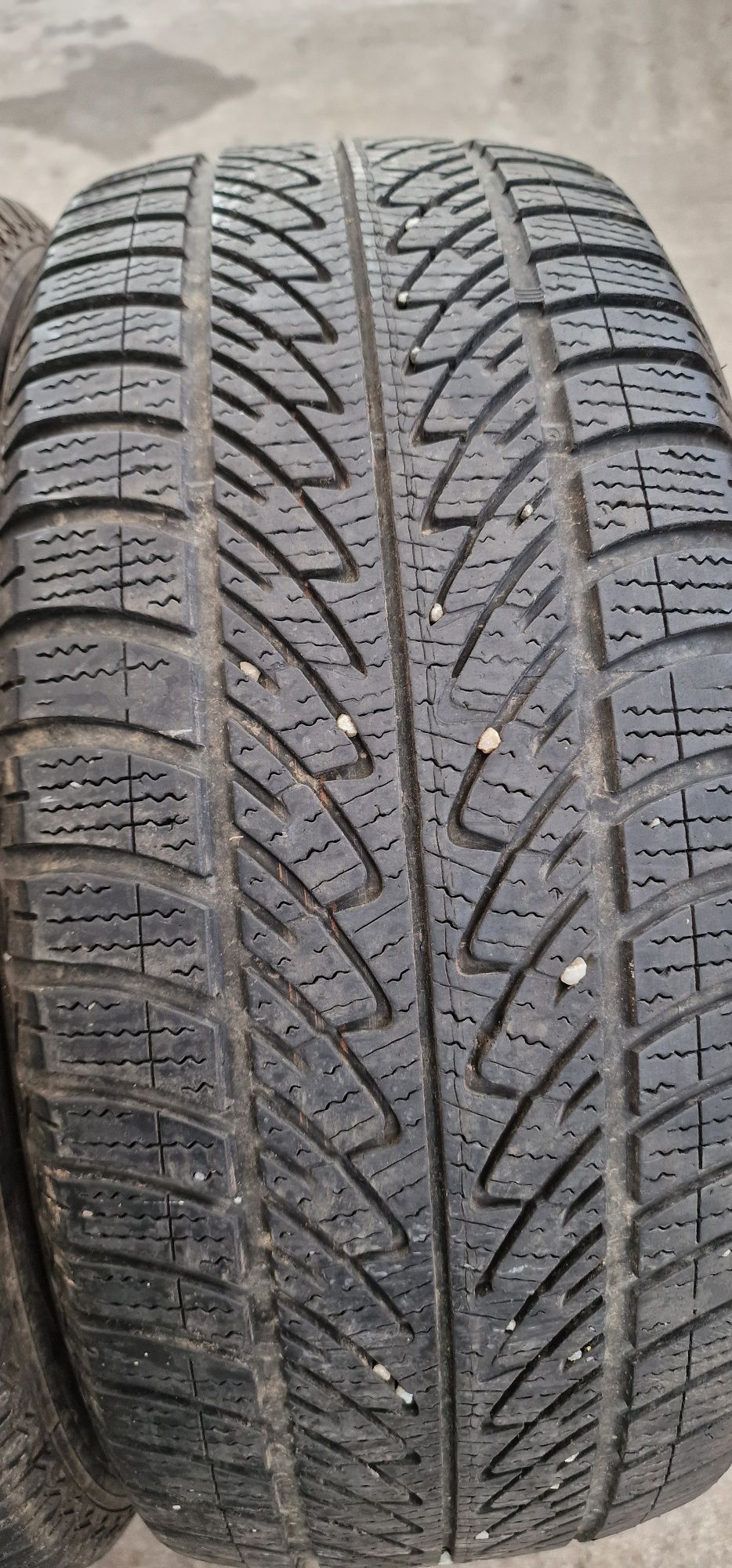 215 55 16 Dunlop  2 anvelope vara ca noi