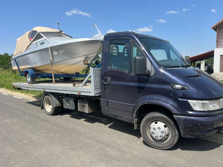 Vând  Barca Cabinata cu Motor VolvoPenta sau schimb cu Velier VolvoPen