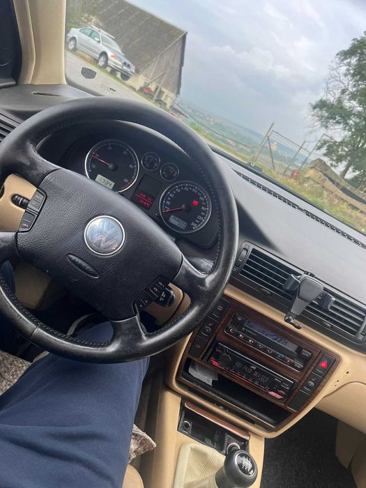 VW Passat B5.5 • 1.9 TDI • Trapă • Climatronic • 2003 • 1500€