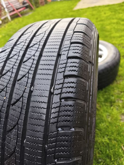 Vand set jante și anvelope 225.60 R17