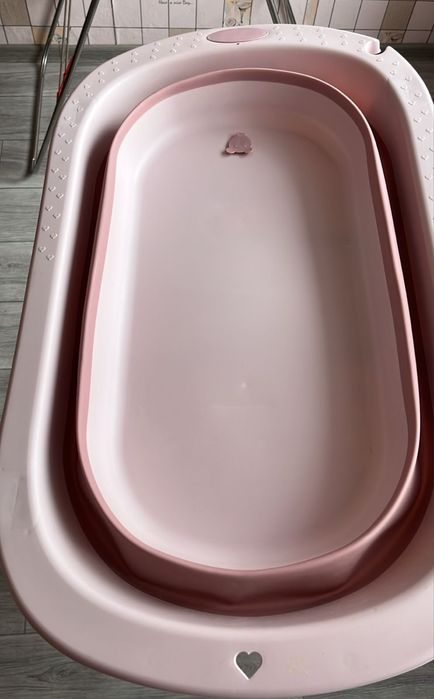 Продам ванночку детскую