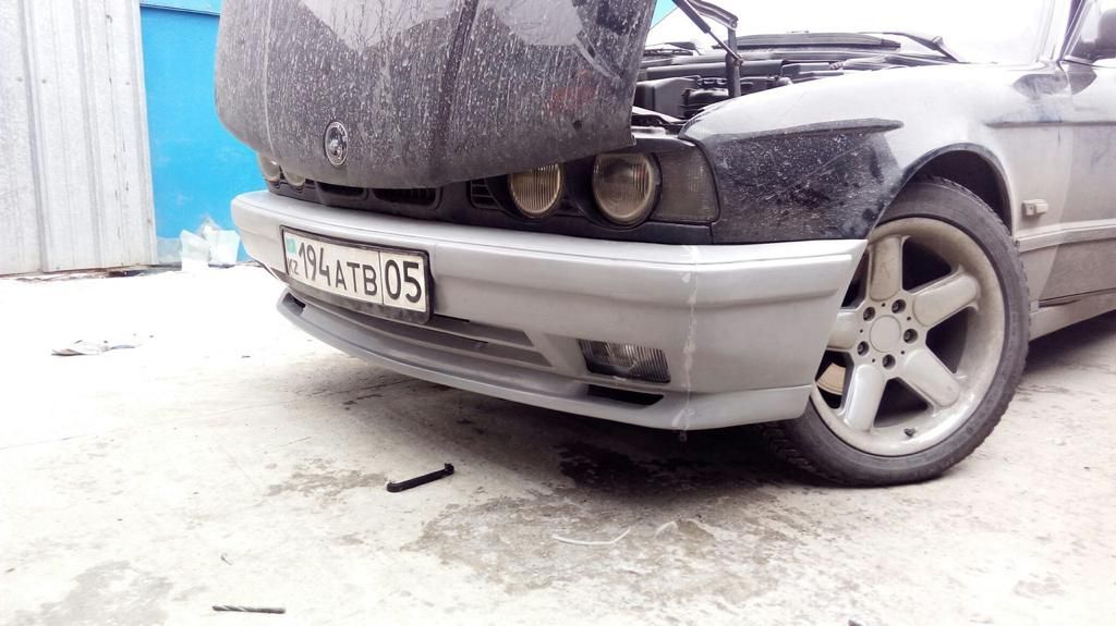 бампер  накладка е34 задний перед Bmw e34 , тюнинг м спойлер шницер