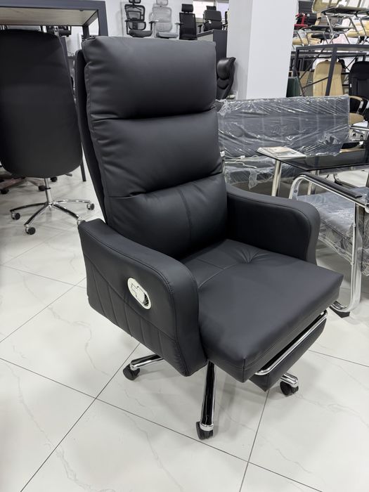 Офисное Кресло BOSS для Руководителей