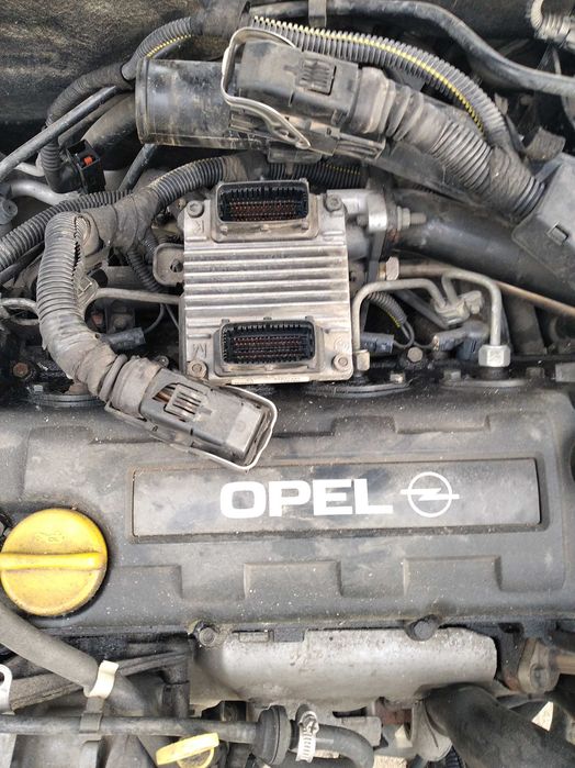 Opel astra 1.7. 75k. Исузо мотор