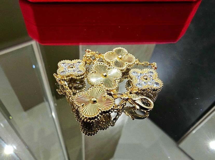 Дамска гривна Van Cleef & Arpels VCA 5 Gold Diamond Vintage Alhambra
