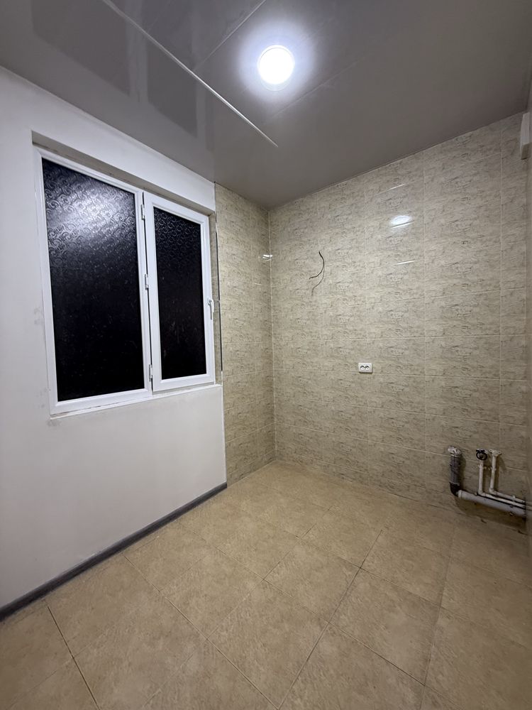 Продажа квaртиры - Chilonzor 3 kvartal, 2 kom 1 etaj