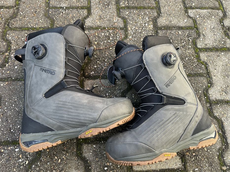Boots Nitro Vibram, 28.5m 43 1/3.