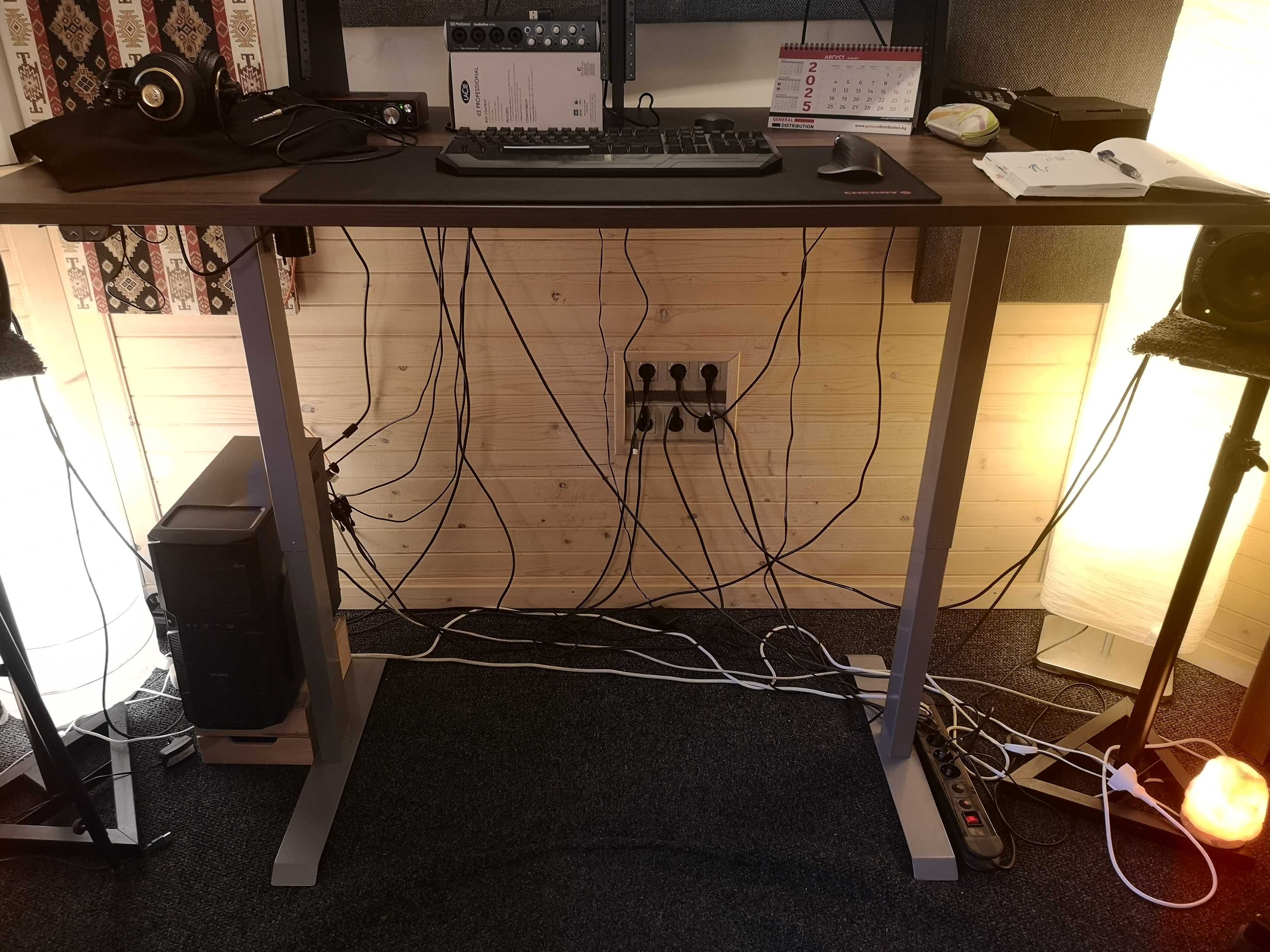 Височинно регулируемо бюро Standing Desk ChairPro Ergo Desk Basic