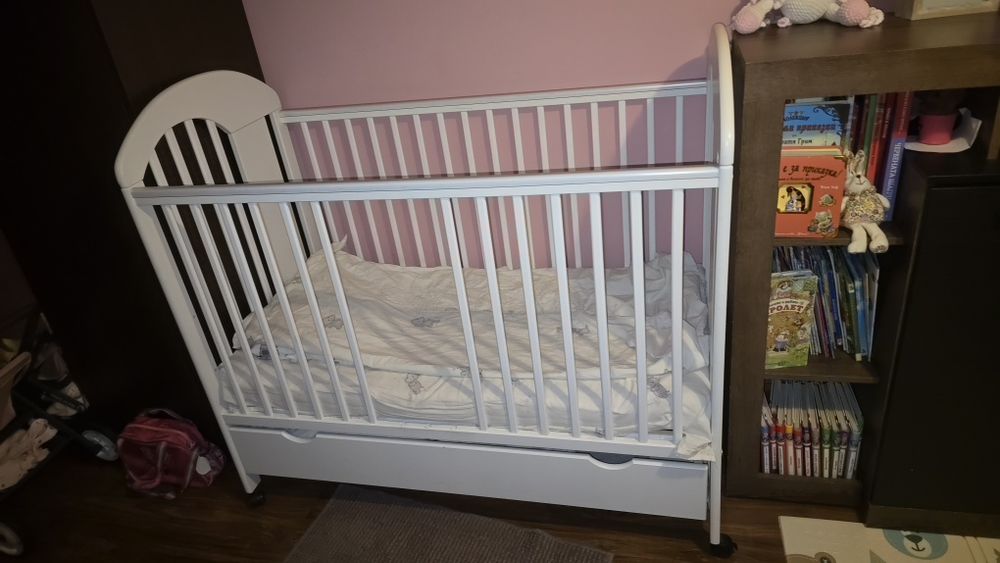 Бебешко креватче