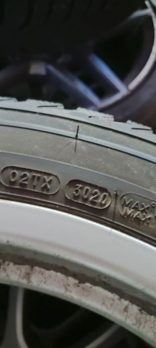 Зимни гуми с джанти за Porsche Cayenne 275/40/20