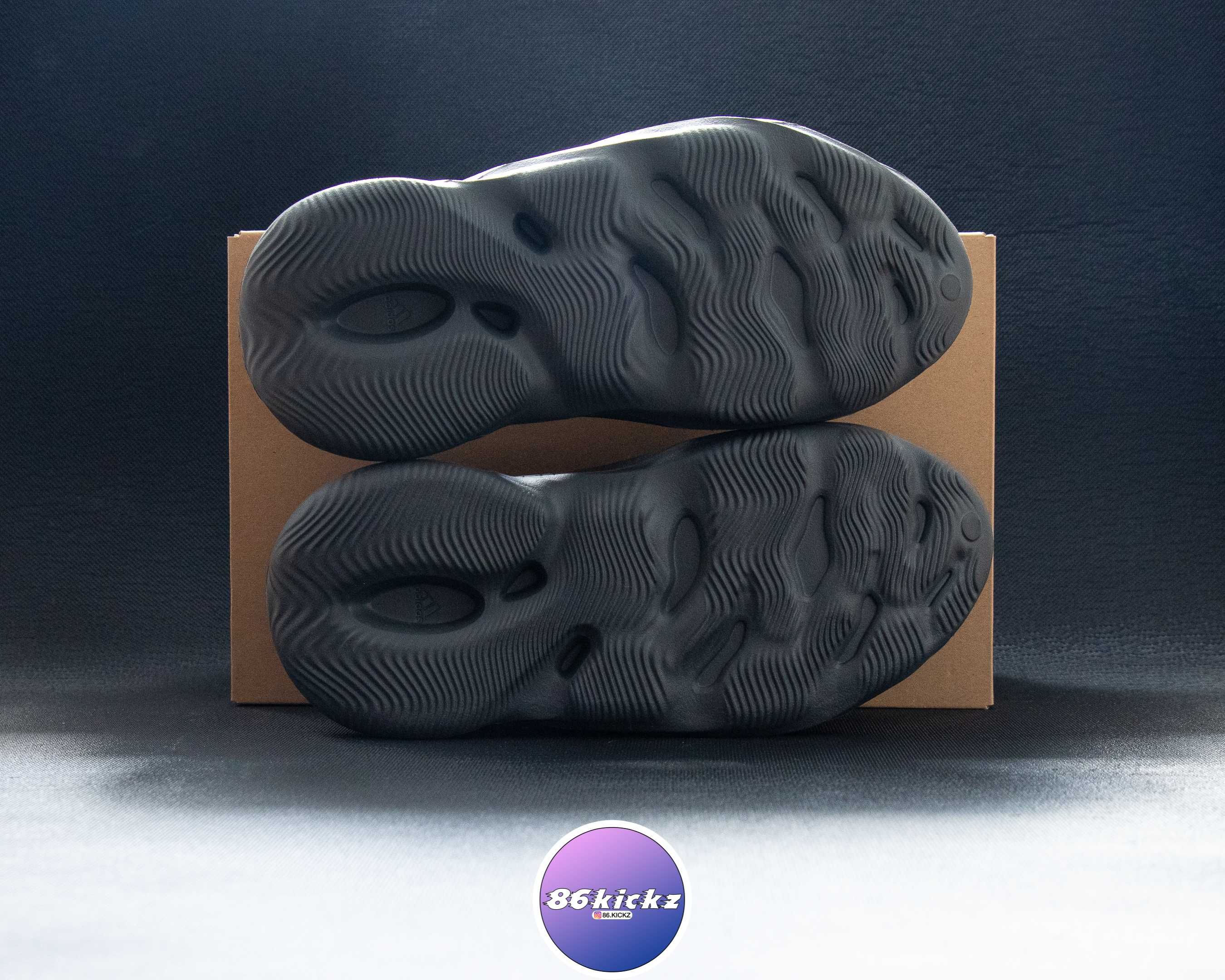 Adidas Yeezy Foam Runner Carbon, 39, noi