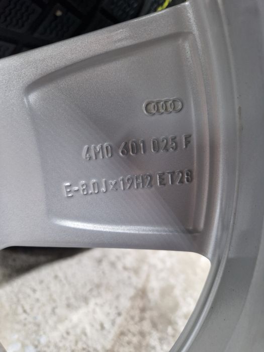 Set Roti Audi Q7 Anvelope iarna Continental 255/55/19 2023