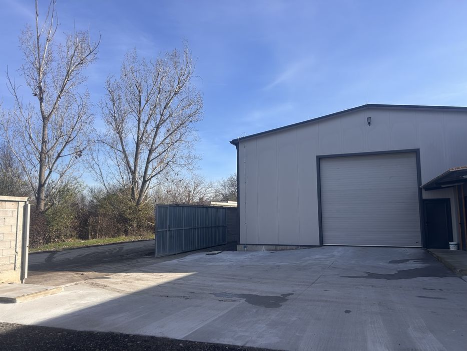 Хале склад под наем