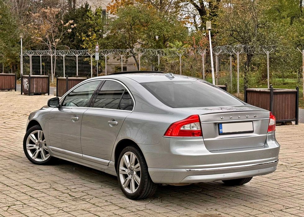 Volvo S80 2.0diesel V5 163cp Automat 2014 Full Piele Trapa Xenon Navy
