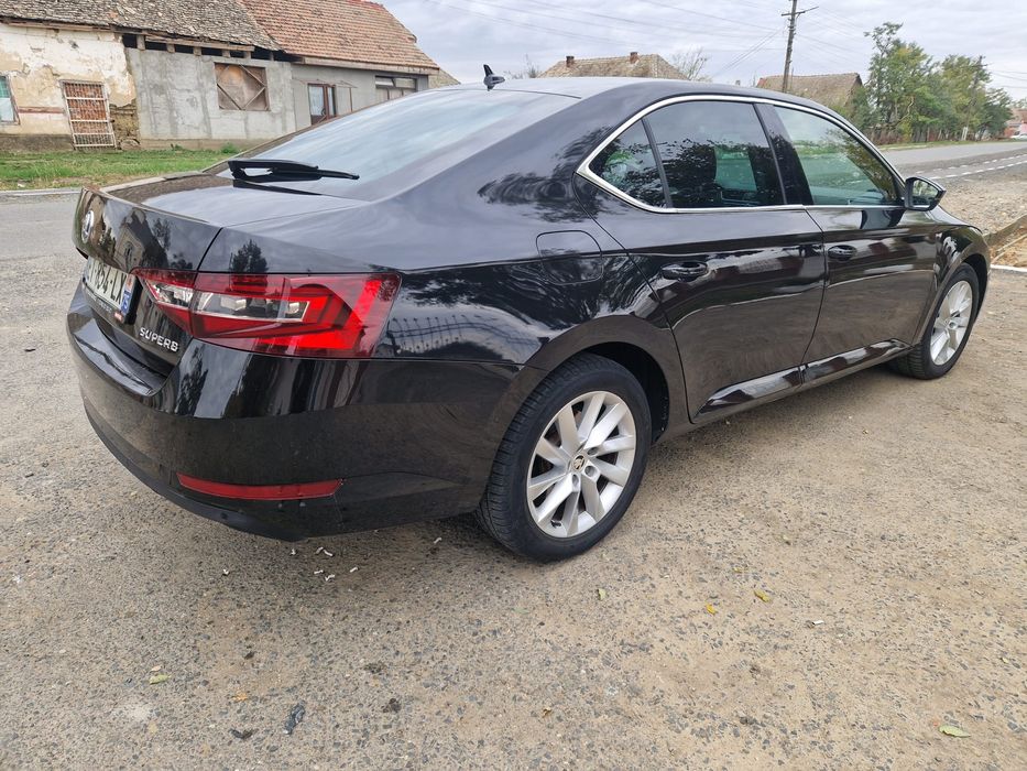 Skoda superb 1,6 tdi 120 cp
