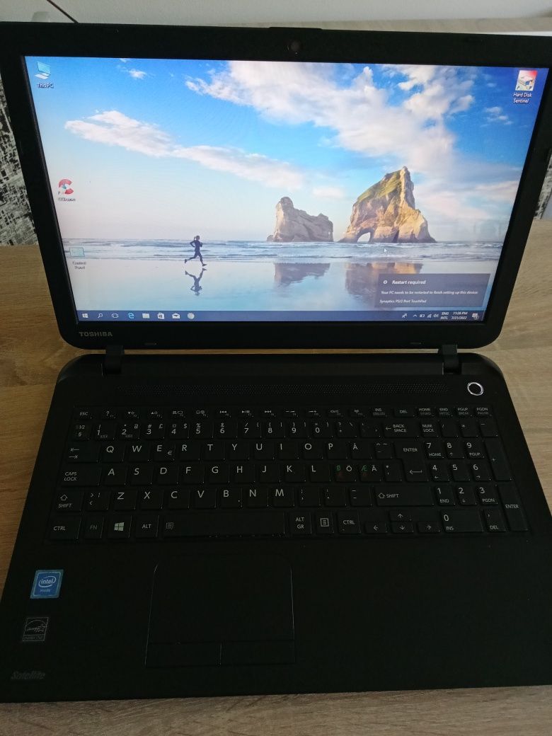 Laptop Toshiba satelit C 50.