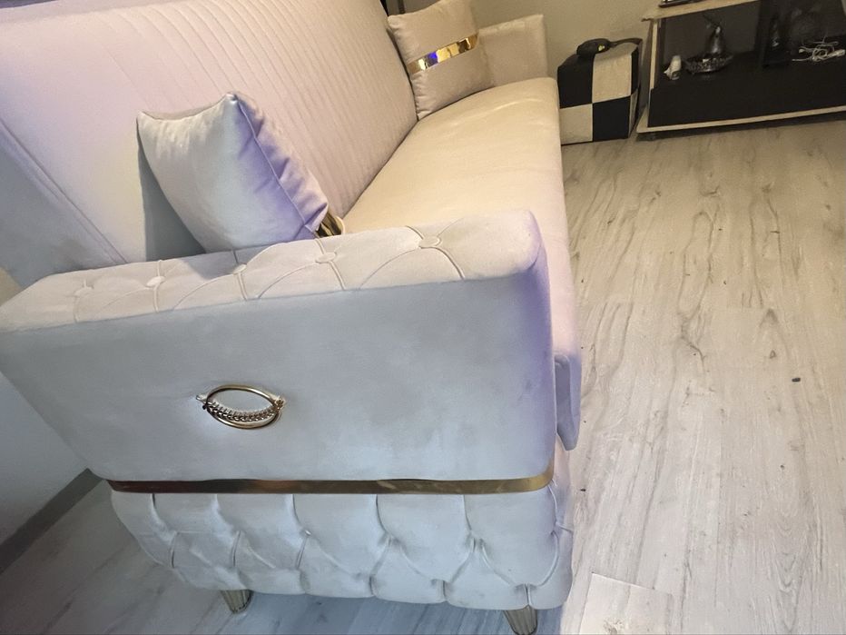 Vand canapea extensibila