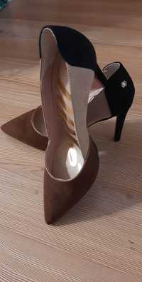 Дамски обувки с тънък ток