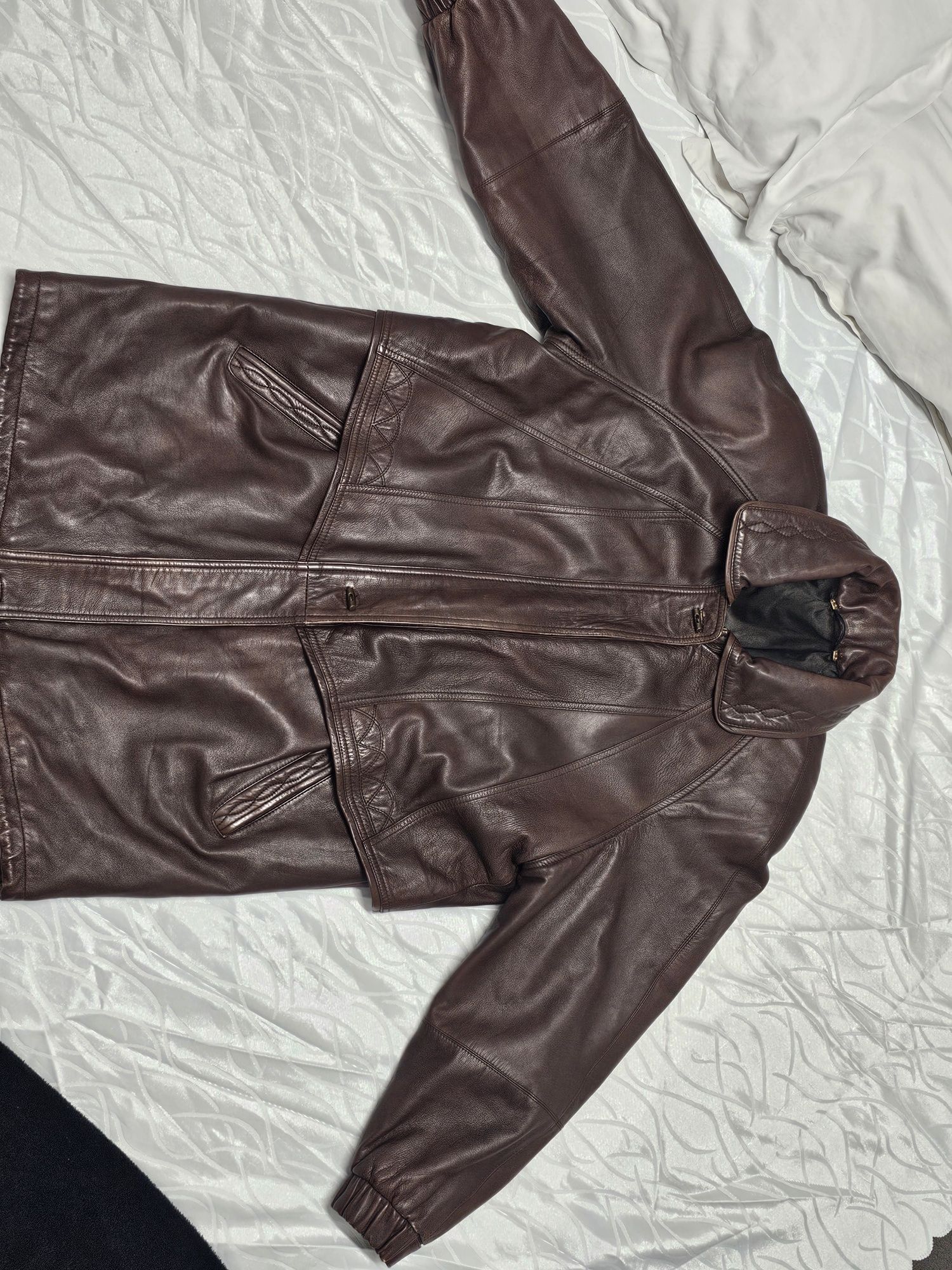 Jachetă de piele vintage-dama