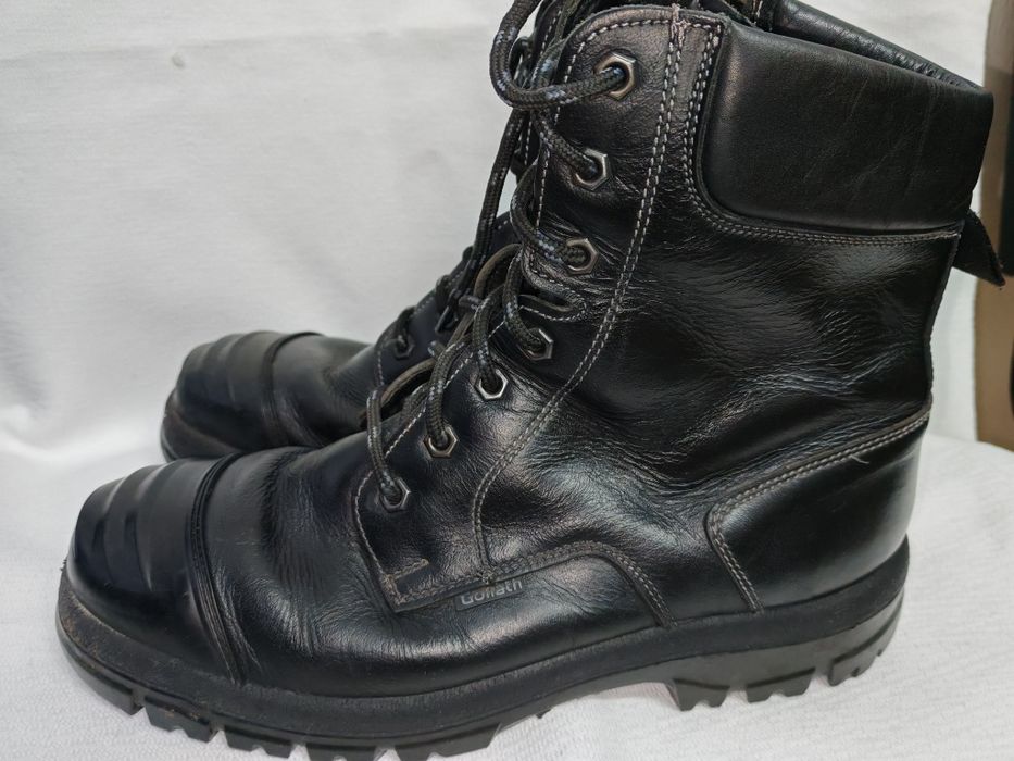 Здрави и удобни мъжки предпазни боти от естествена кожа GOLIATH №44
