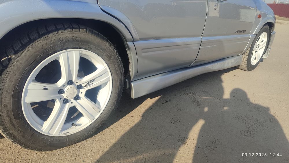 5/100 диски с резиной на Субару