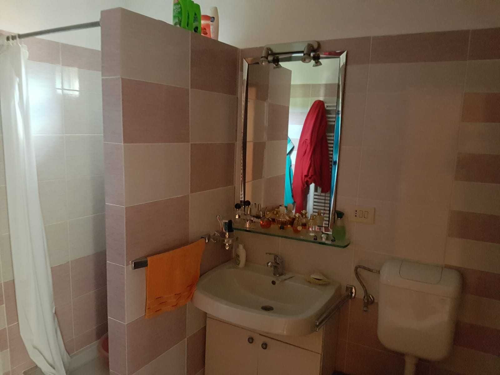 DE VÂNZARE apartament 3 camere bloc Aurora